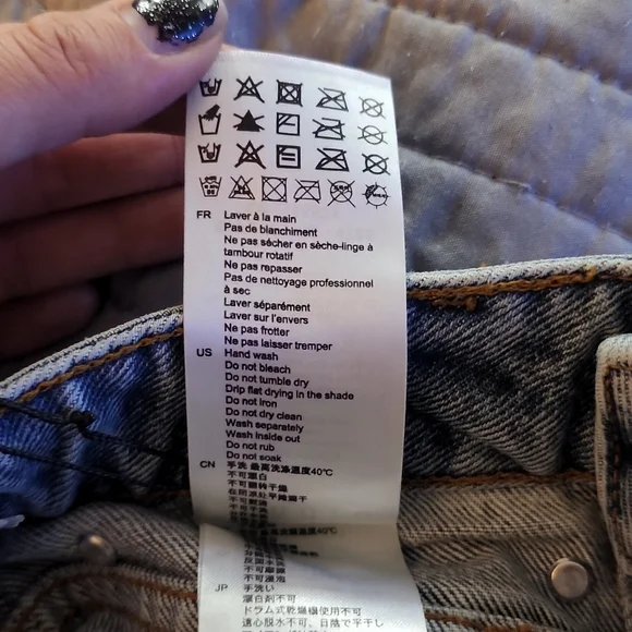 Beautiful Sandro Denim skirt - Picture 9 of 9